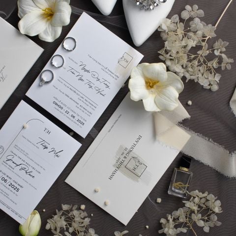 Thiệp Cưới Tinh Khôi Đánh Thức Cảm Xúc Ngày Chung Đôi - BN-A004