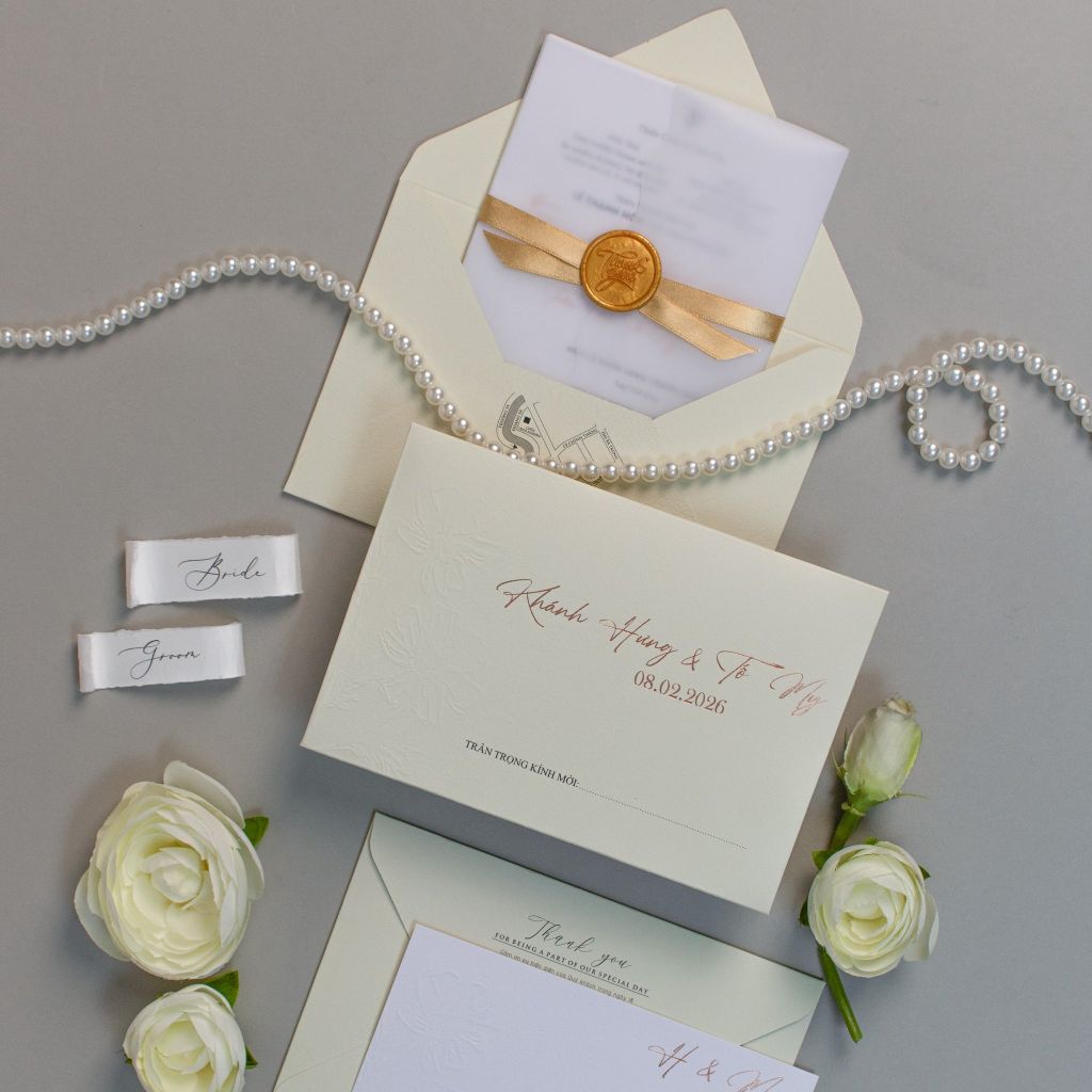 Thiệp Cưới Hoa Cúc Họa Mi Dập Nổi - CSTK03