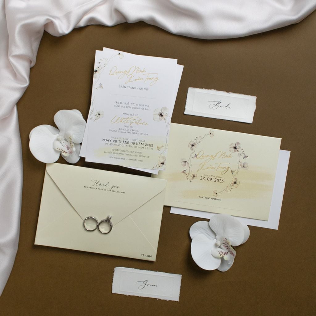 Thiệp Cưới Hoa Cỏ Mùa Thu Nét Vẽ Thanh Tao - TL-C014