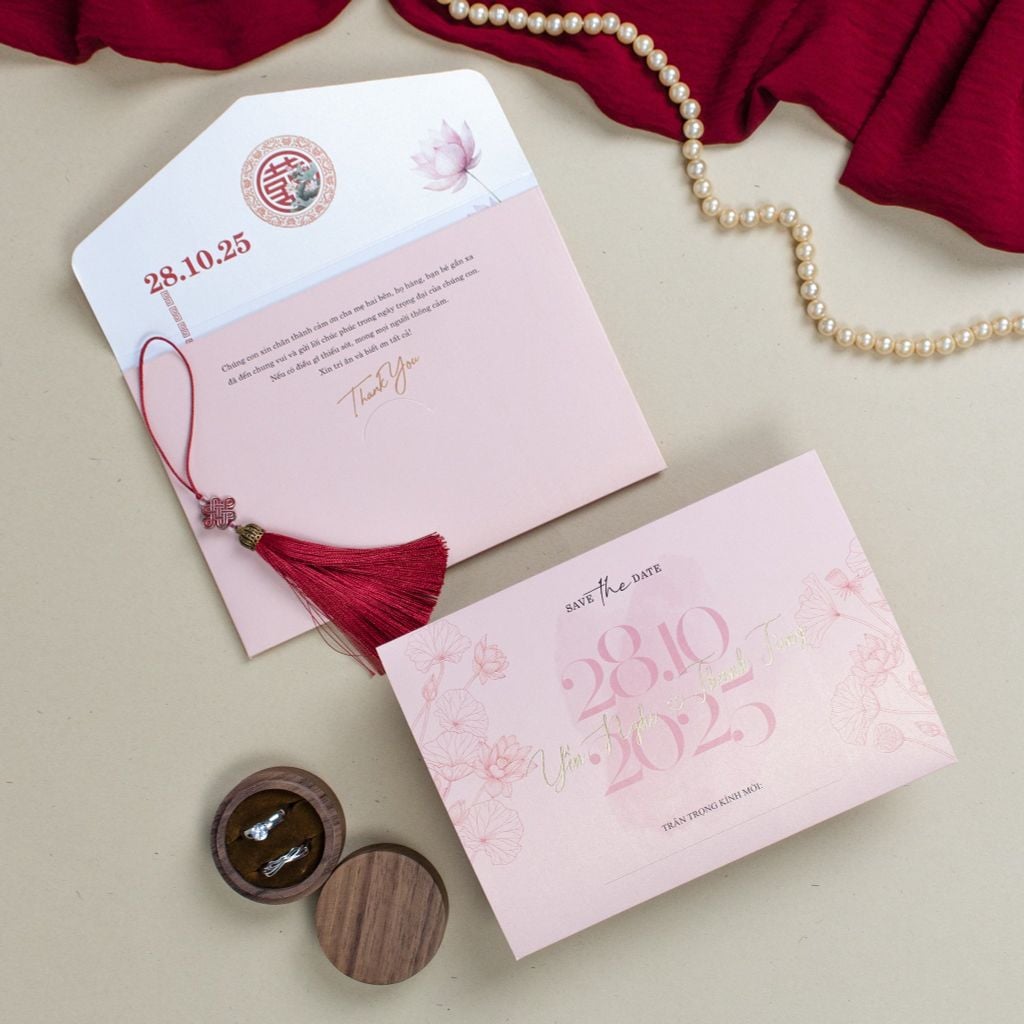 Thiệp Cưới 3 In 1 Hồng Hoa Sen Song Hỷ Truyền Thống – 2026