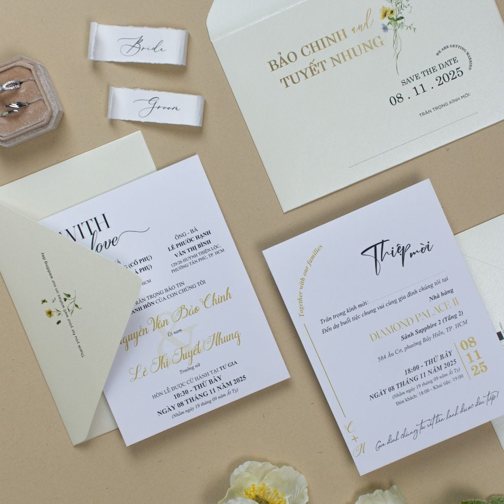 Thiệp Cưới Ép Kim Tinh Khôi Nâng Niu Từng Khoảnh Khắc Hạnh Phúc - TLC-TK04