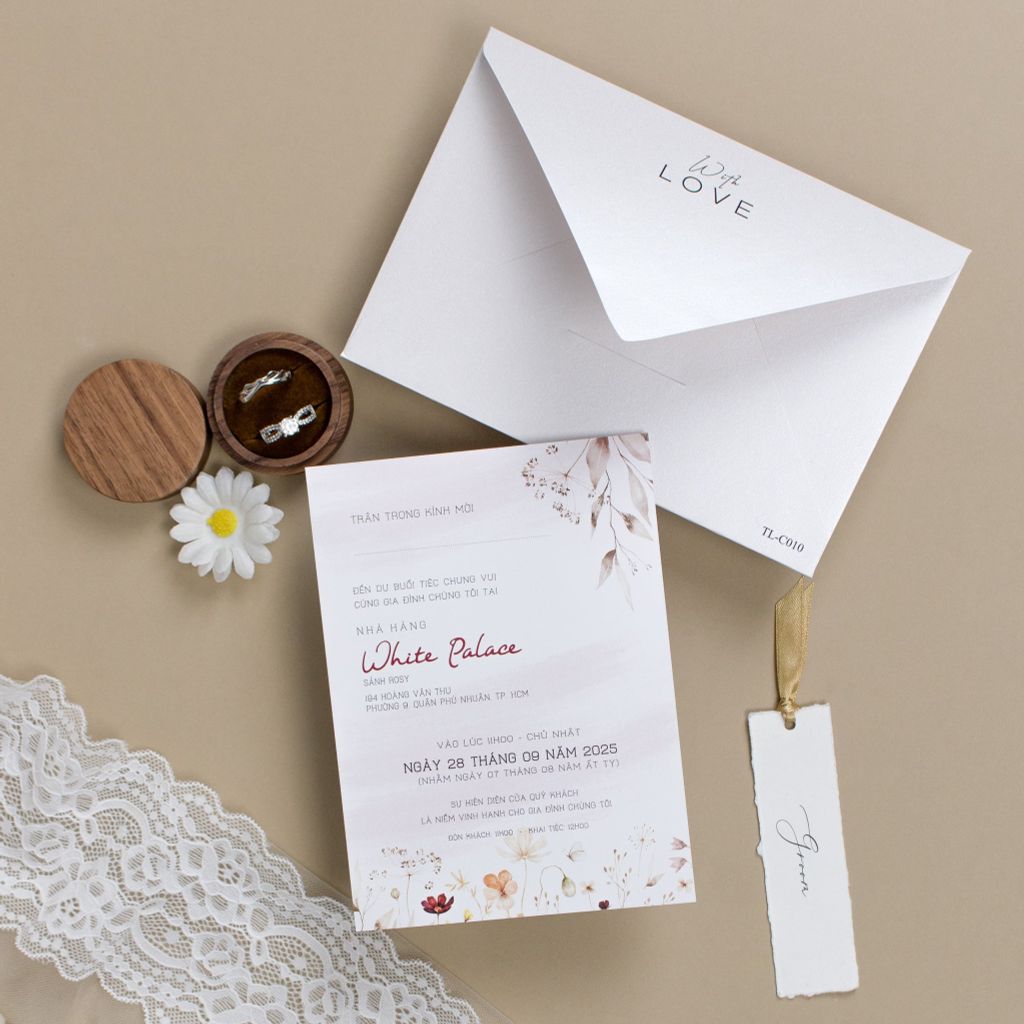 Thiệp cưới Cùng Anh Đi Khắp Thế Gian - TL-C010