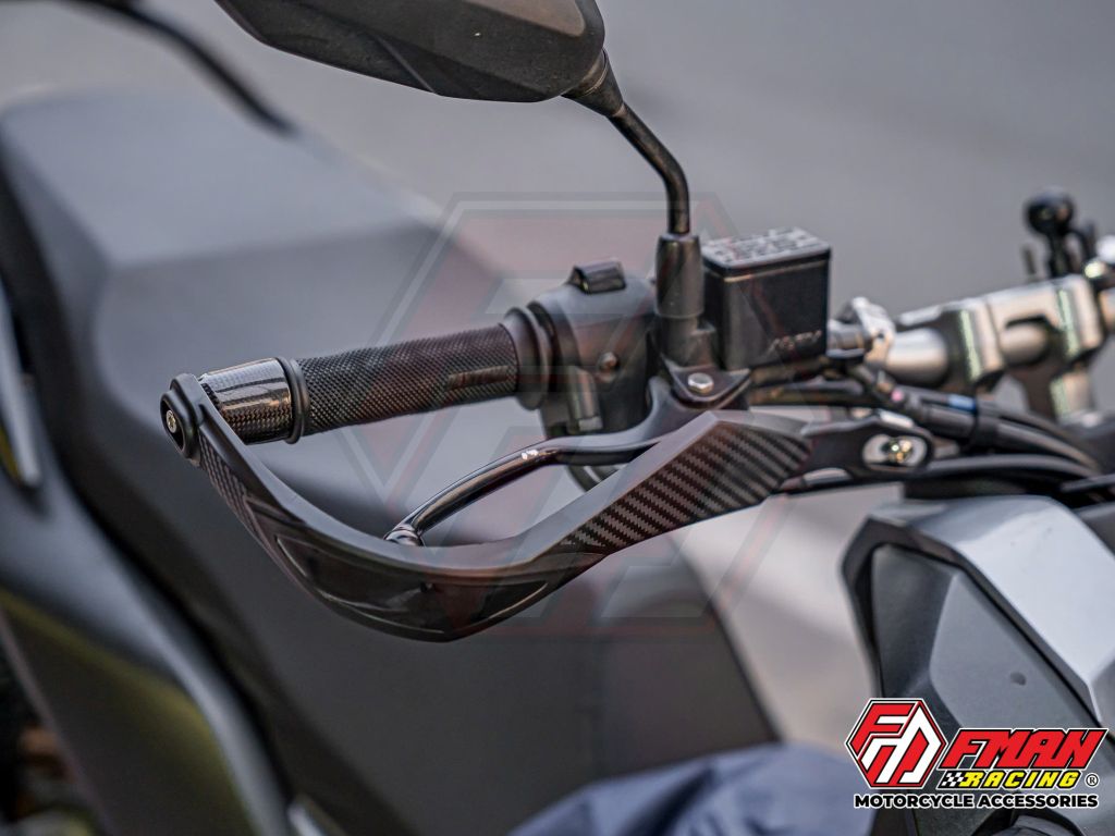 Bảo vệ tay thắng cào cào K3