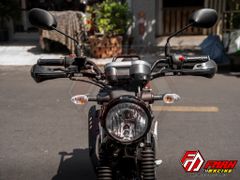 Bảo vệ tay thắng cào cào K2