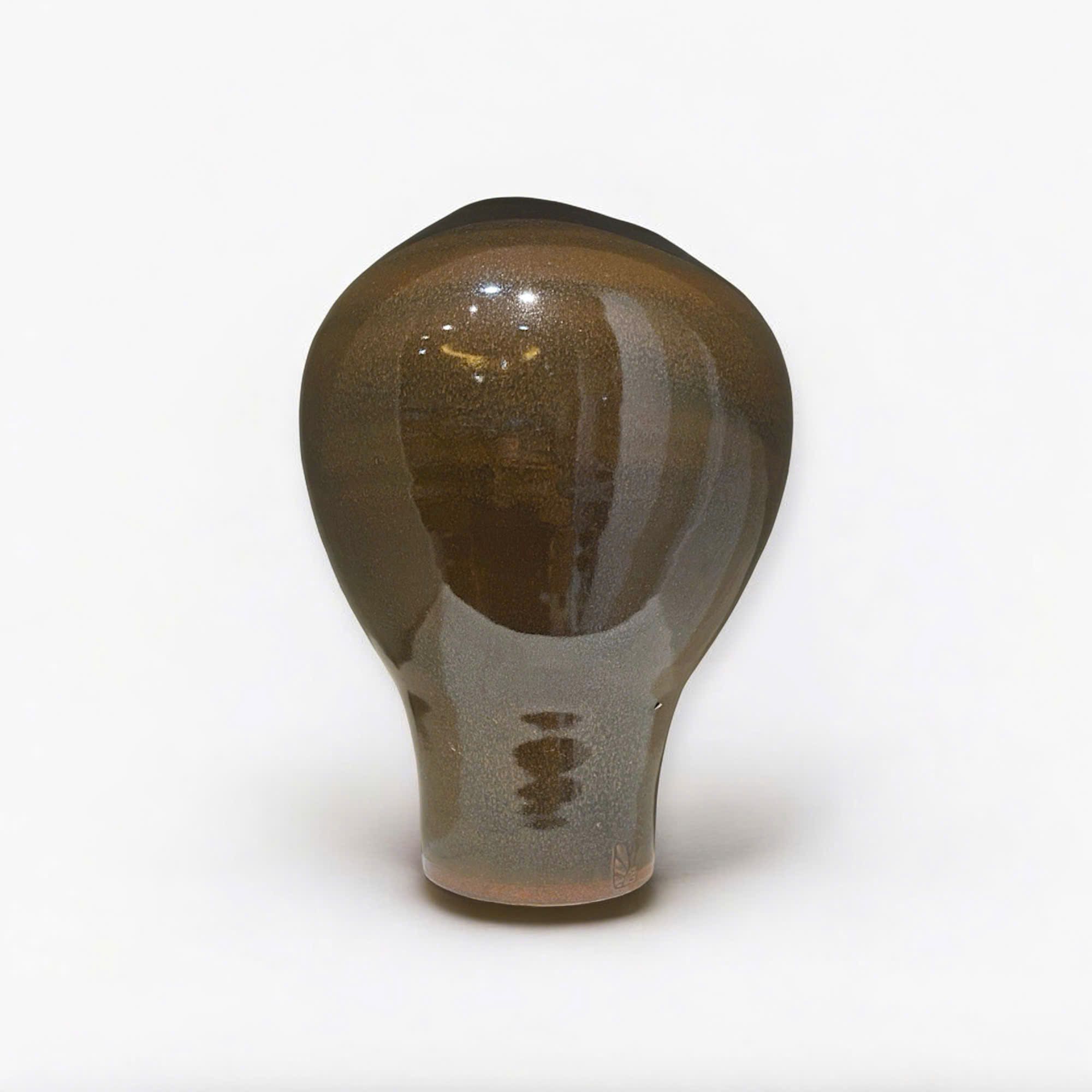  Bình vuốt tay móp men tenmoku nâu 