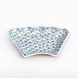  Đĩa dáng cánh vẽ - D24 