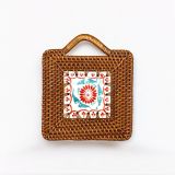  Lót xoong vuông mây mảnh sứ - D08 