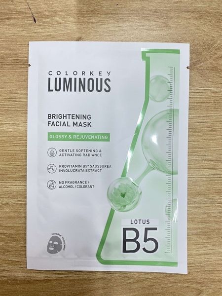 Mặt Nạ Dưỡng Ẩm Dịu Da Thảo Dược Đông Y Colorkey Replenishing Facial Mask ( Xanh Lá)