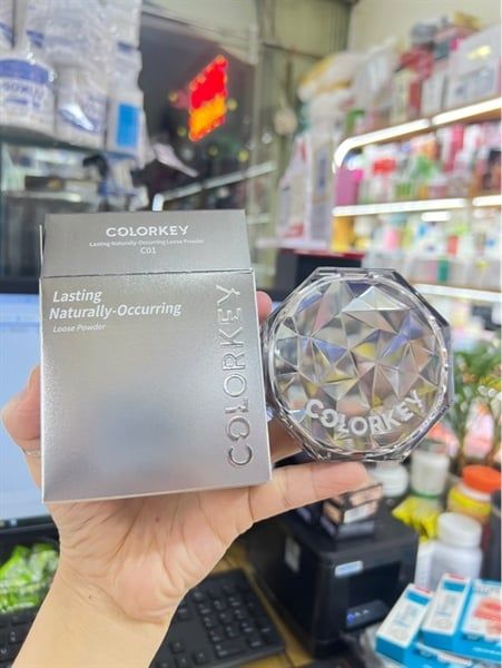 Phấn Phủ Dạng Bột COLORKEY Siêu Mịn Giúp Lớp Trang Điểm Tự Nhiên 8g (C01 Trong suốt)