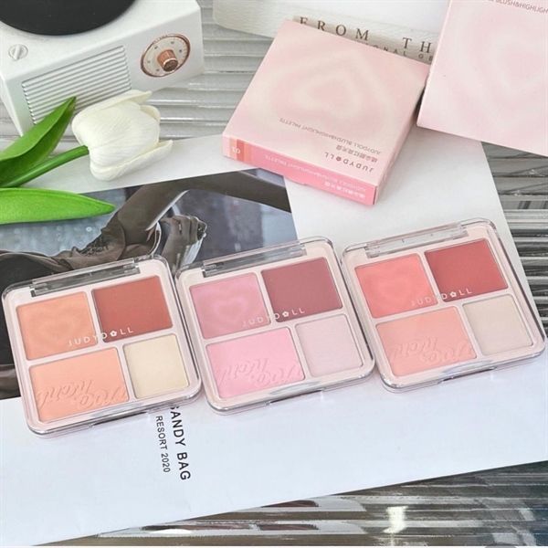 Má hồng Judydoll 4 ô 02