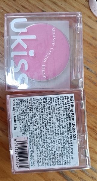 Má hồng kem ukiss #02