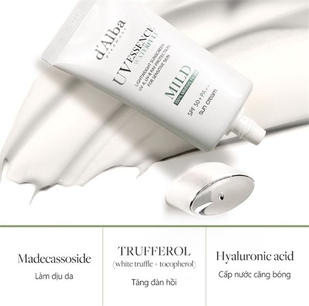 Kem chống nắng làm dịu da D'Alba waterfull mild 50ml ( xanh)