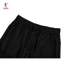 Quần Short Dệt Thoi Nữ