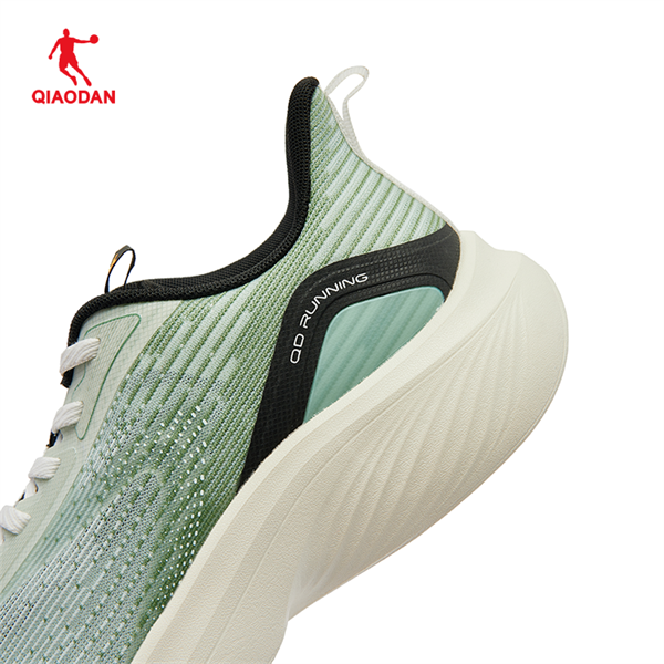 Giày Chạy Bộ Nam