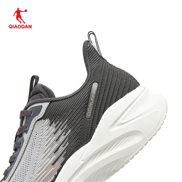 Giày Chạy Bộ Nam