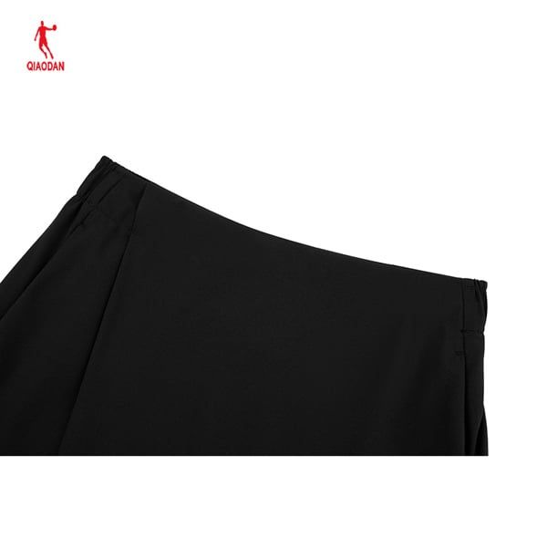 Quần Short Dệt Thoi Nữ