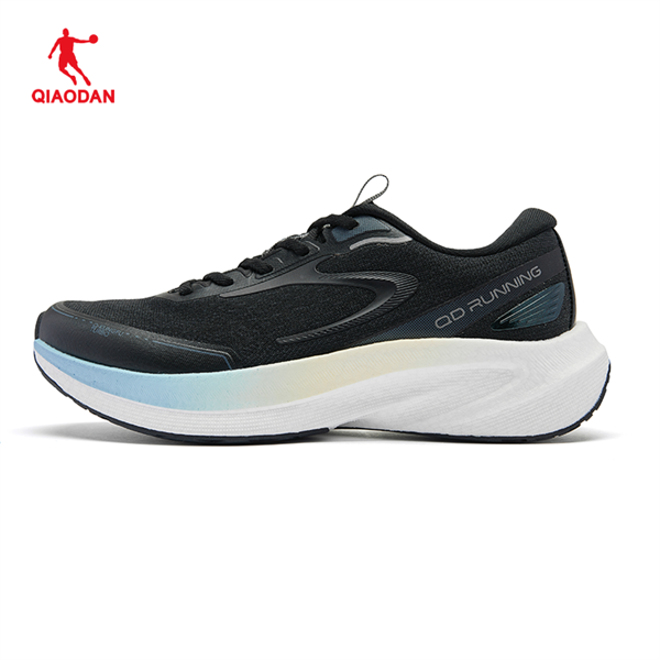 Giày Chạy Bộ Nữ