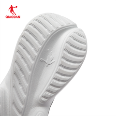 Giày Chạy Bộ Nam