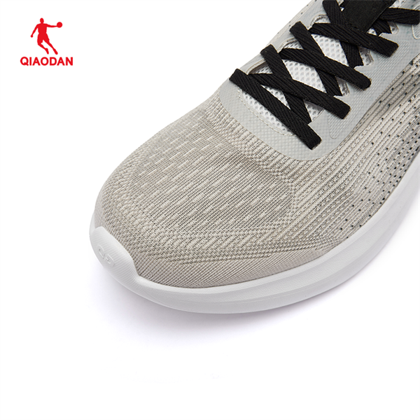 Giày Chạy Bộ Nam