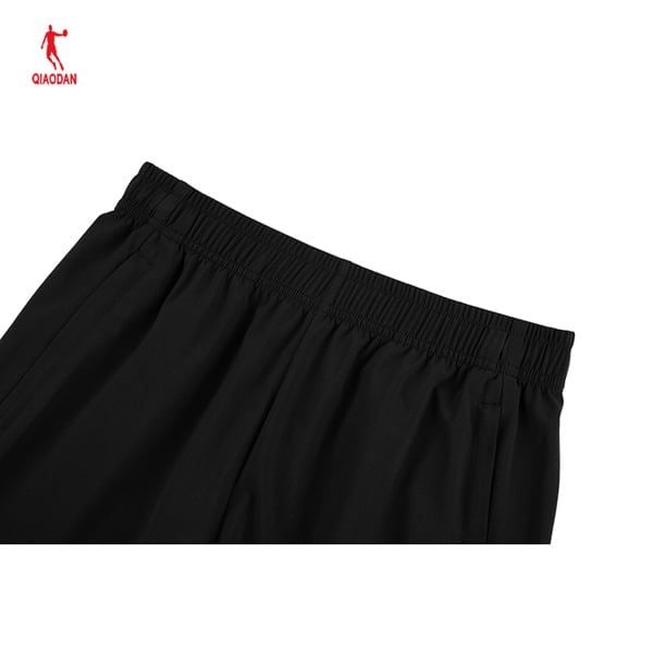 Quần Short Dệt Thoi Nữ