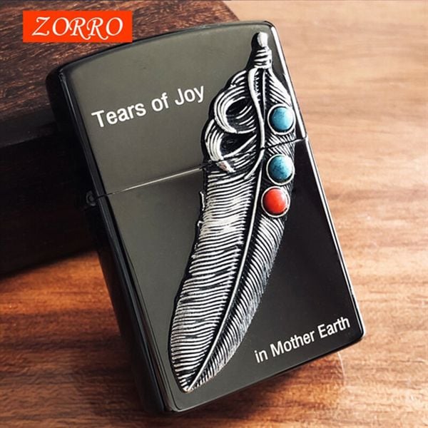 Zorro gắn emblem lông chim thổ dân ốp đá Z9667