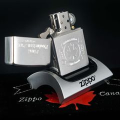 Zippo Canada 2002 – Bản Mạ Bạc Silver Plate – Đời XVIII – Hàng Sưu Tầm Cuối Cùng C96