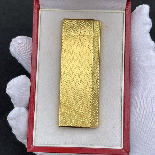 Cartier bọc vàng dày 5 cạnh hoa văn CA06