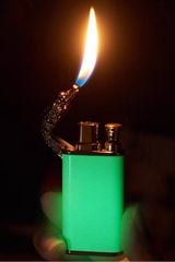 Bật đổi màu 2 lửa BK872