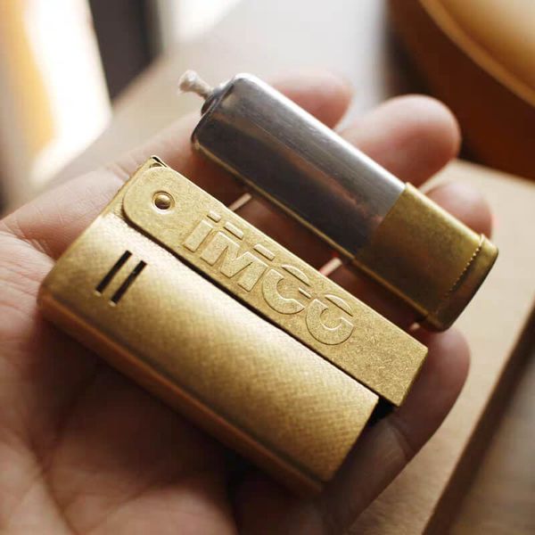 Bật lửa cối xăng đá Imco 6800