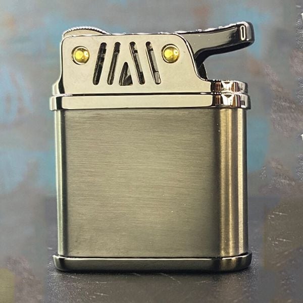 Bật lửa xăng đá Zorro Z627