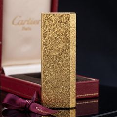 Bật Lửa Cartier Bọc Vàng Vân Xước CA15