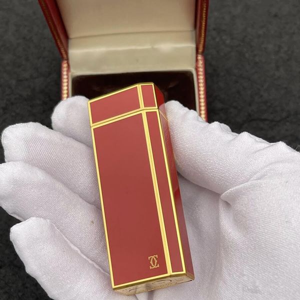 Sơn mài đen 5 cạnh Cartier CA10