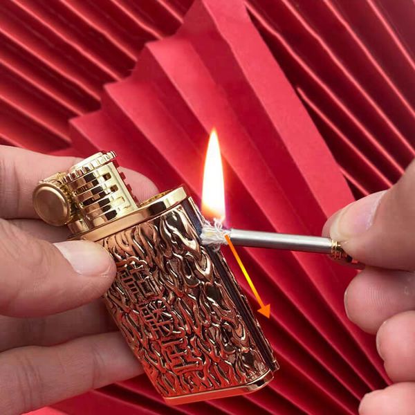 Bật lửa sinh tồn độc đáo Chief CF210