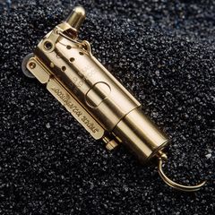 Bật lửa xăng đá Zorro sold brass móc khóa A001