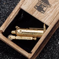 Bật lửa xăng đá Zorro sold brass móc khóa A001