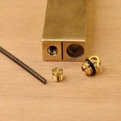 Bật lửa xăng đá đồng thủ công TC34