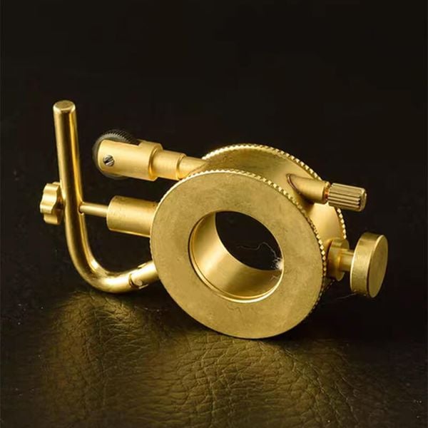 Bật lửa xăng đá thủ công đồng khối độc đáo TC13