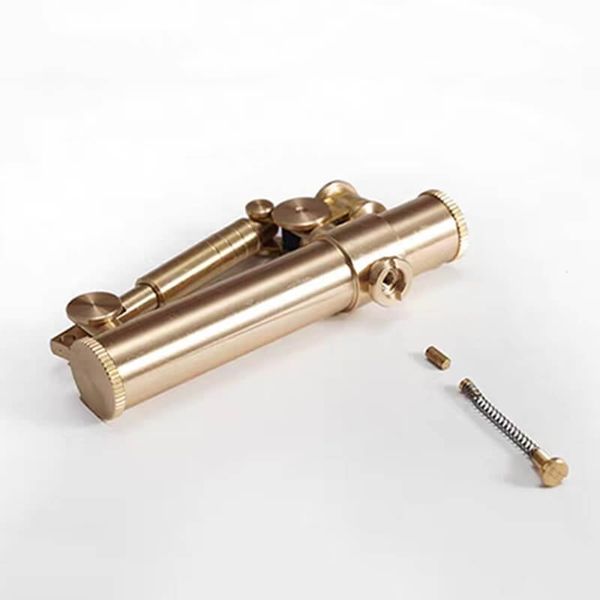 Bật lửa thủ công xăng đá kiểu dáng độc lạ TC18