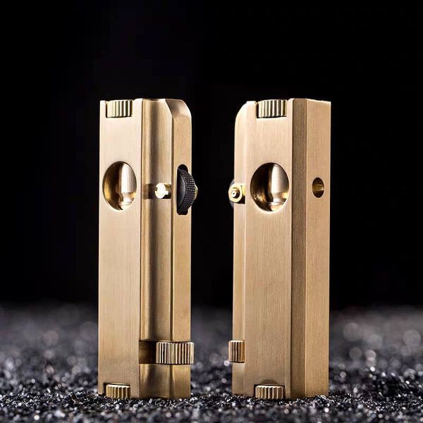 Bật lửa thủ công Đồng nguyên khối độc lạ TC27