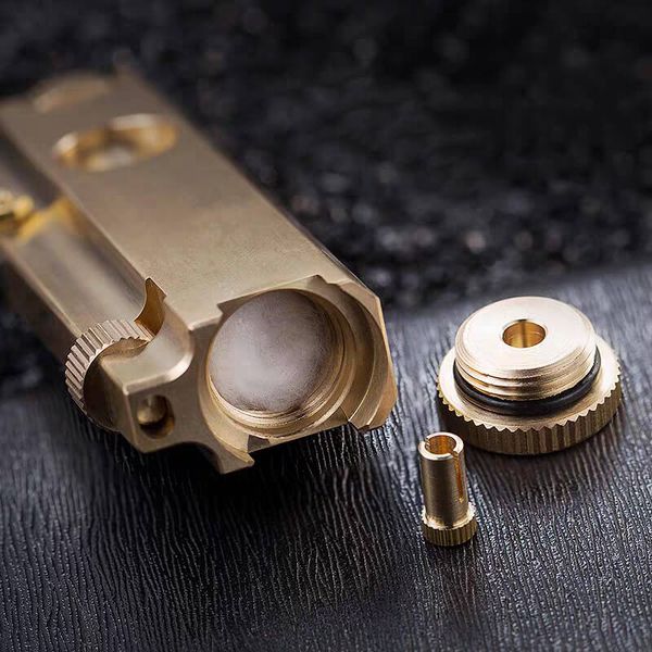 Bật lửa thủ công Đồng nguyên khối độc lạ TC27