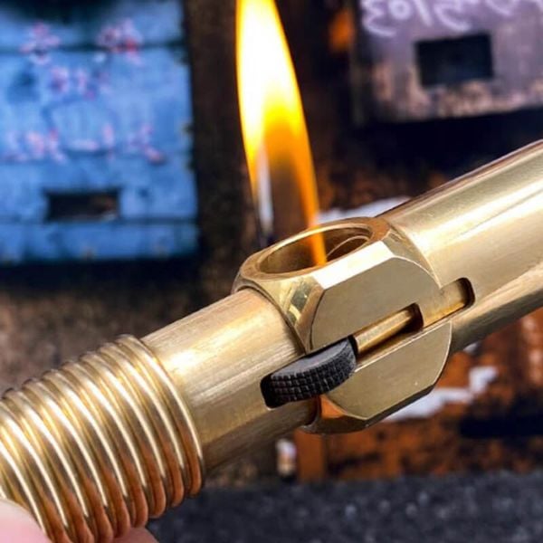 Bật lửa thủ đồng hình ốc vít TC35