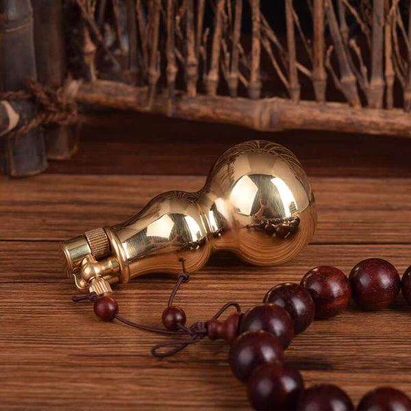 Bật lửa thủ công đồng nguyên khối hình quả hồ lô độc đáo TC41