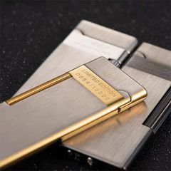 Bật lửa ga đá Zorro siêu mỏng vân xước số giới hạn ZC10