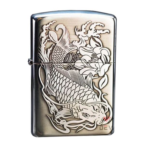 Zippo Bạc Khối Khắc 2 Mặt Cá Chép Trong Đầm Sen BK67