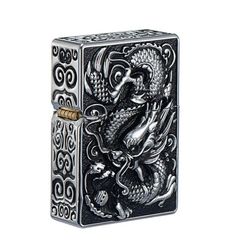 Bật lửa xăng đá Zorro vỏ dày khắc nổi rồng bay phượng múa Z-KJ1004