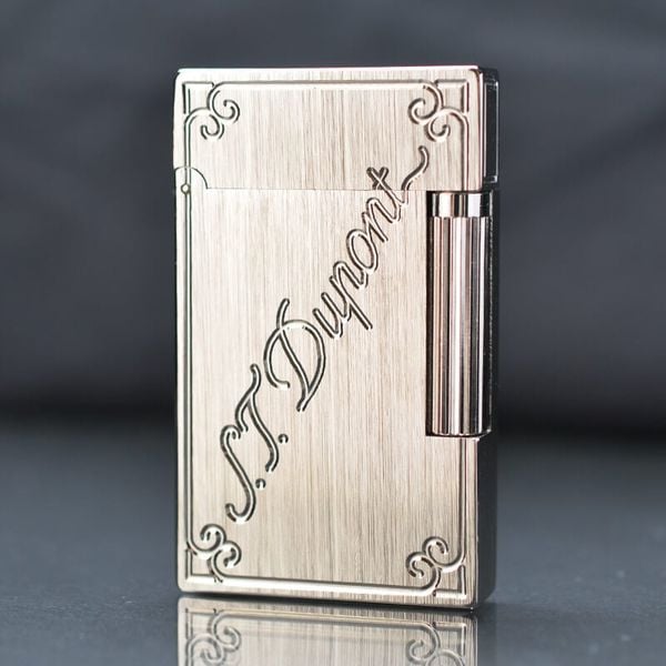 Dupont Vân Xước Khắc Chìm Hoa Văn Góc Dòng Chữ Chéo ST Dupont D32