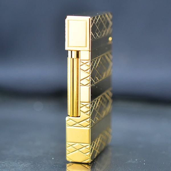 Dupont Hồng Kông Vân Chìm Khắc Sâu Kẻ Ô Hình Thoi D16