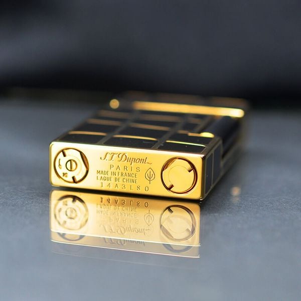 Dupont Hồng Kông Sơn Mài Đen Họa Tiết Da Cá Sấu D25