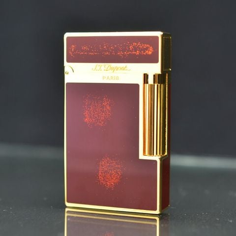 Bật lửa ST Dupont Hồng Kông Sơn Mài Đỏ Họa Tiết Kim Tuyến D19 bền đẹp