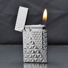 Tìm mua ở đâu bật lửa ST Dupont Hồng Kông Họa Tiết Vân Kim Cương Tam Giác 3D D180